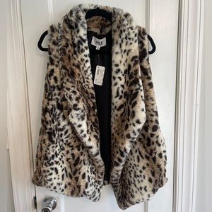 NWT Jack by BB Dakota Faux Fur Cheetah Vest Small